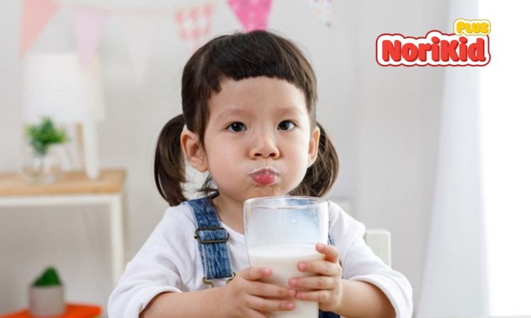 Chọn sữa phù hợp độ tuổi 1