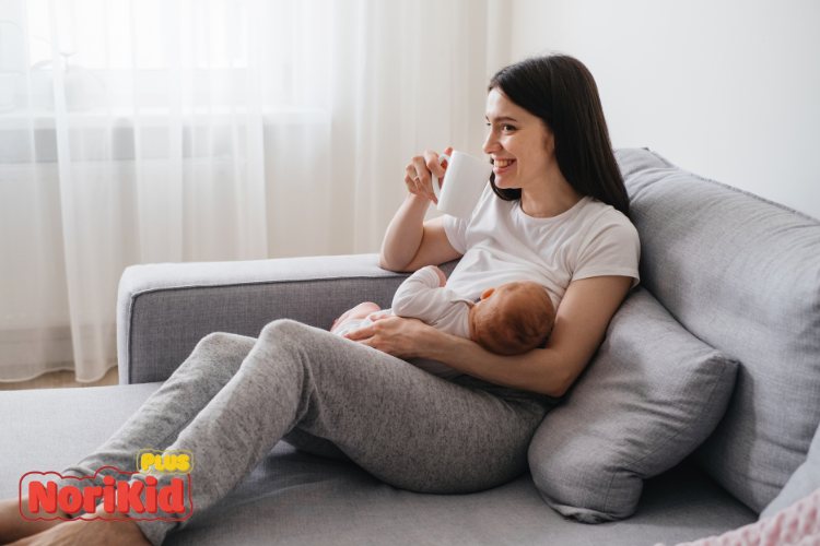 1. Cho bé bú mẹ ít nhất 6 tháng đầu đời 1